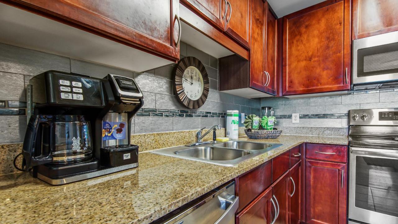 Sunsational At Laketown Wharf #1924 By Nautical Properties Panama City Beach Eksteriør bilde